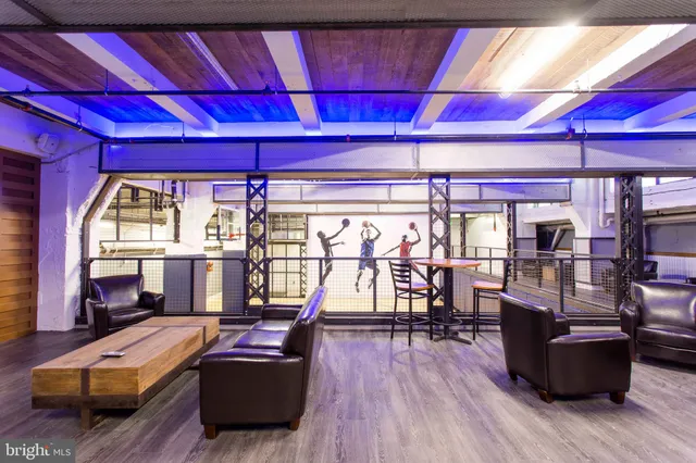 $1,000 | 26 South Calvert Street, Unit 1BR, Baltimore, MD 21202