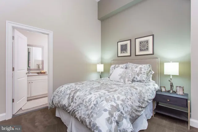 $1,000 | 26 South Calvert Street, Unit 1BR, Baltimore, MD 21202