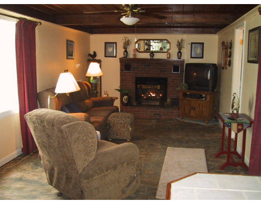 37 East Canton Circle Springfield, MA 01104 - Photo 12 of 13 Gallery Image 12