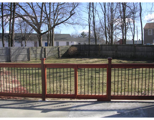 37 East Canton Circle Springfield, MA 01104 - Photo 7 of 13 Gallery Image 7