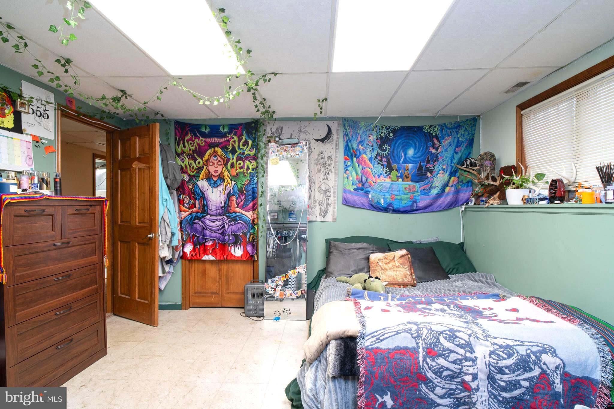 38 Summit Drive Tabernacle, NJ 08088 - Photo 29 of 42 a bedroom with furniture and a bed