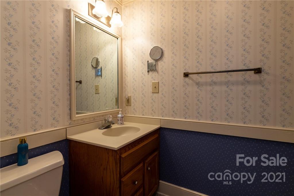400 North Roxford Road Kings Mountain, NC 28086 - Photo 31 of 34 Gallery Image 31