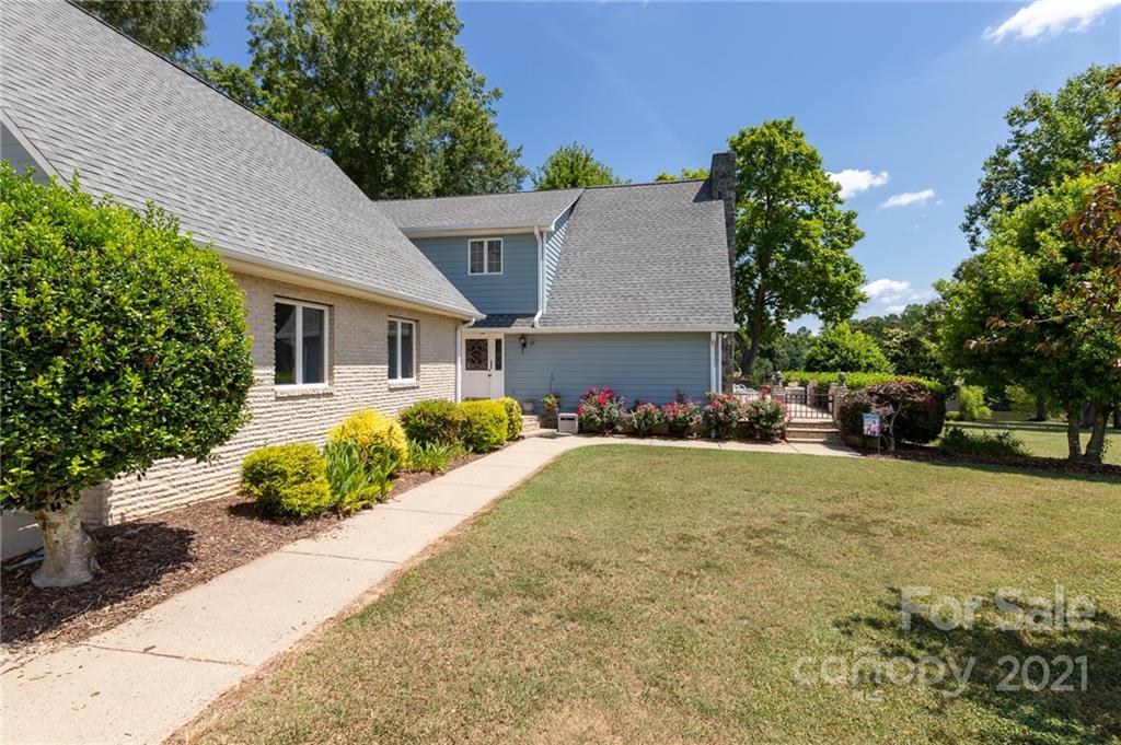 400 North Roxford Road Kings Mountain, NC 28086 - Photo 6 of 34 Gallery Image 6
