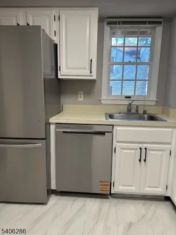 $2,300 | 95 Jamestown Road, Unit 95, Bernards, NJ 07920