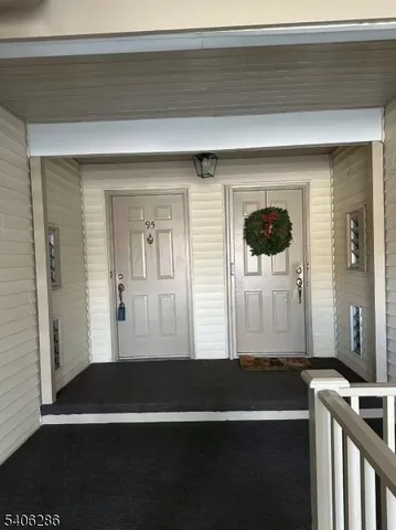 $2,300 | 95 Jamestown Road, Unit 95, Bernards, NJ 07920