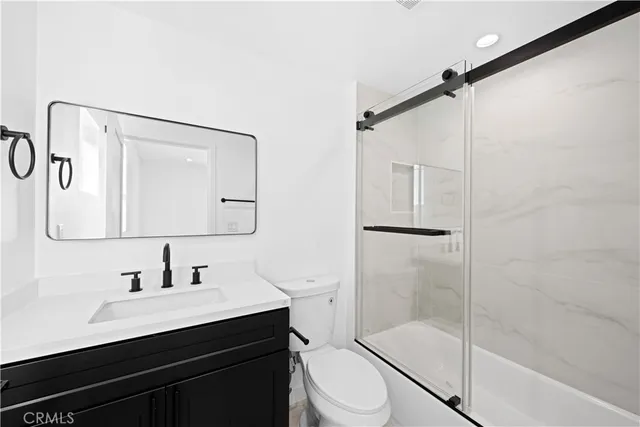 $4,745 | 1340 North Kingsley Drive, Unit 2, Los Angeles, CA 90027