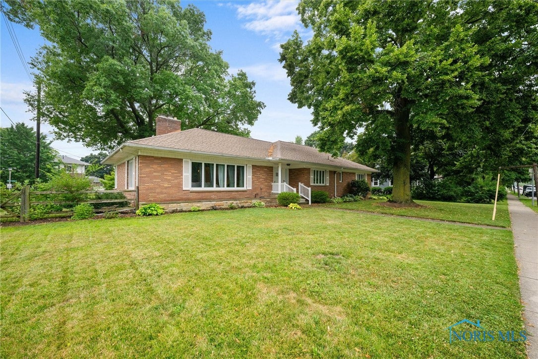 2622 River Road Maumee, OH 43537 - Photo 2 of 35 Gallery Image 2