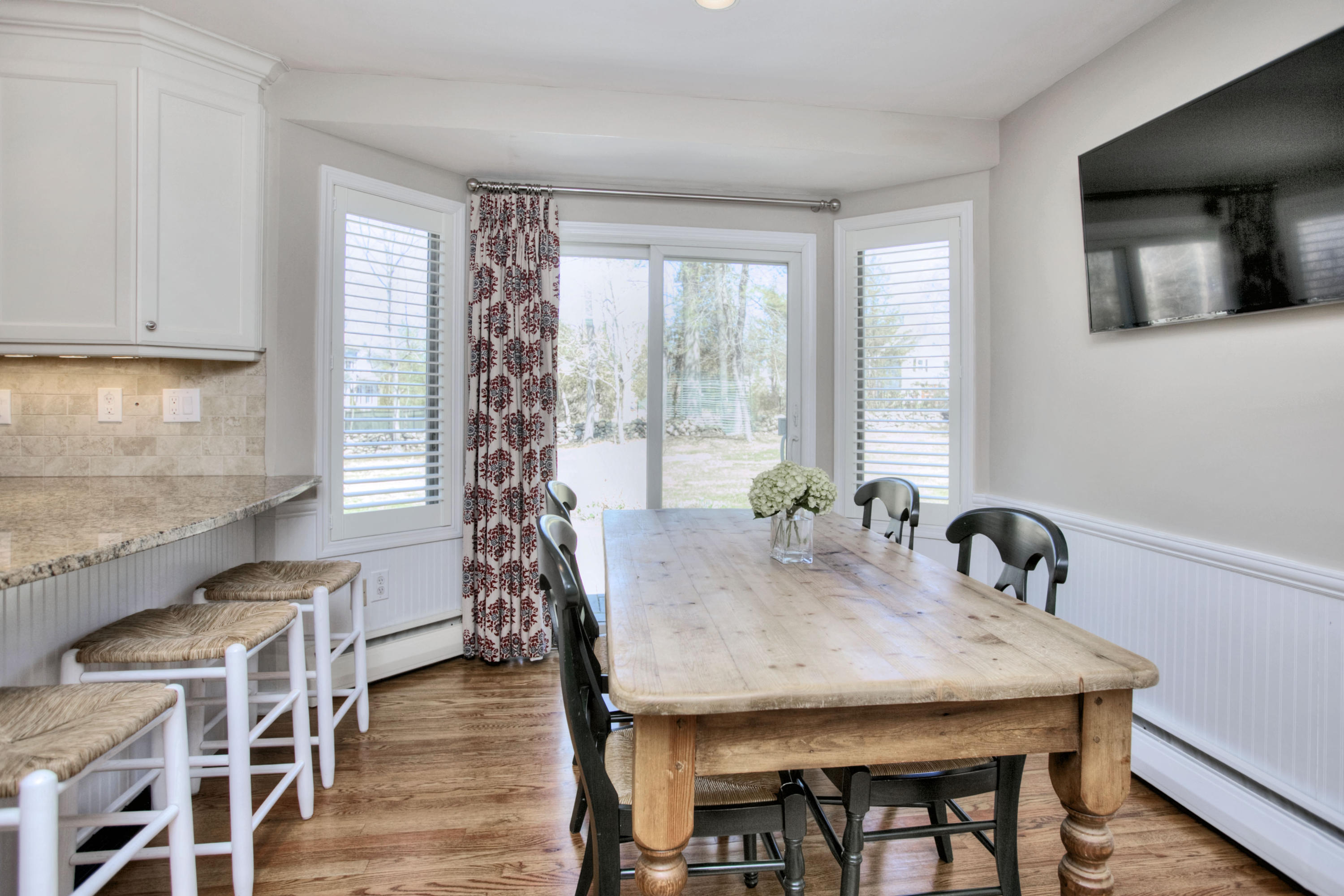 27 Summit Ridge Road New Canaan, CT 06840 - Photo 6 of 25 a dining room with furniture and window