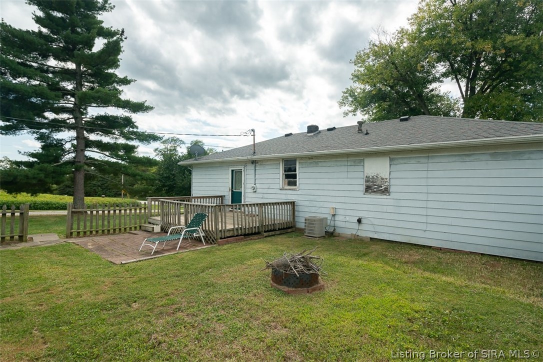 5582 Navilleton Road Floyds Knobs, IN 47119 - Photo 11 of 43 Gallery Image 11
