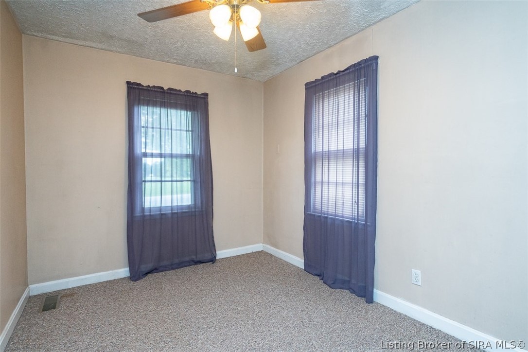5582 Navilleton Road Floyds Knobs, IN 47119 - Photo 25 of 43 Gallery Image 25