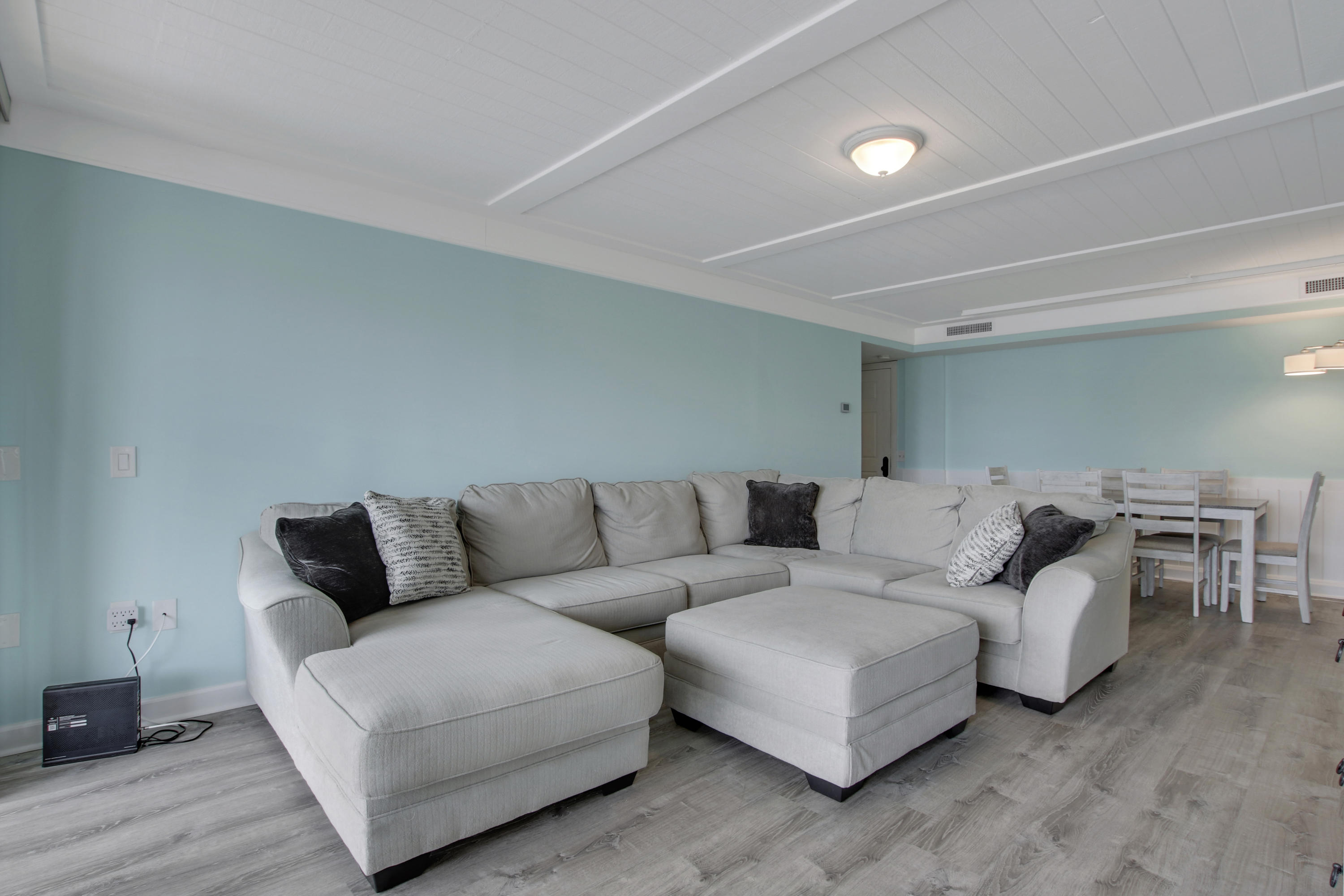 225 South Beach Road, Unit 203 Tequesta, FL 33469 - Photo 8 of 28 Living Room (2)