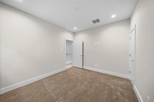 $2,275 | 24A Bucan Street, Unit C, Houston, TX 77076
