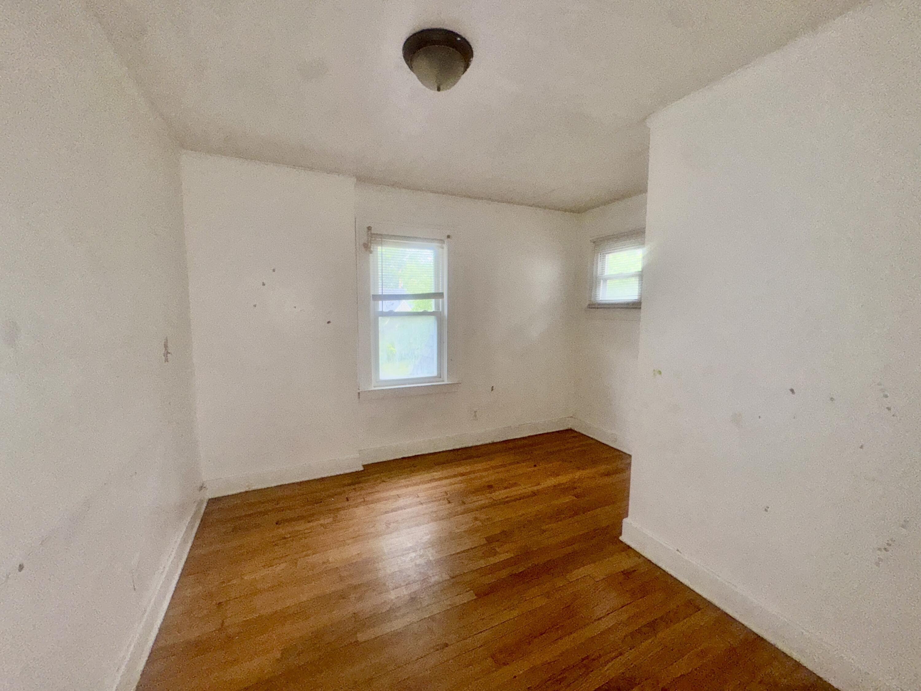 5793 Yorkshire Road Detroit, MI 48224 - Photo 12 of 21 Image_20250819_173415_029