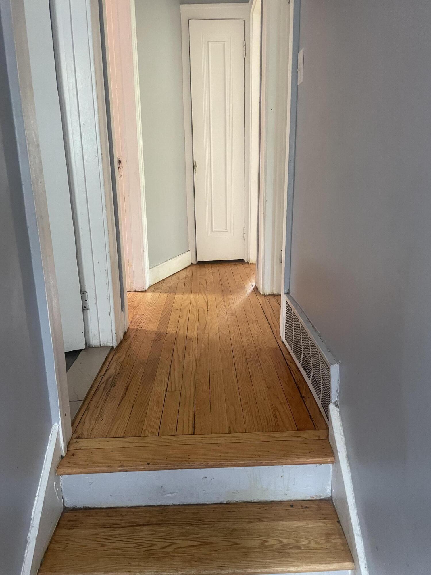 5793 Yorkshire Road Detroit, MI 48224 - Photo 9 of 21 image1