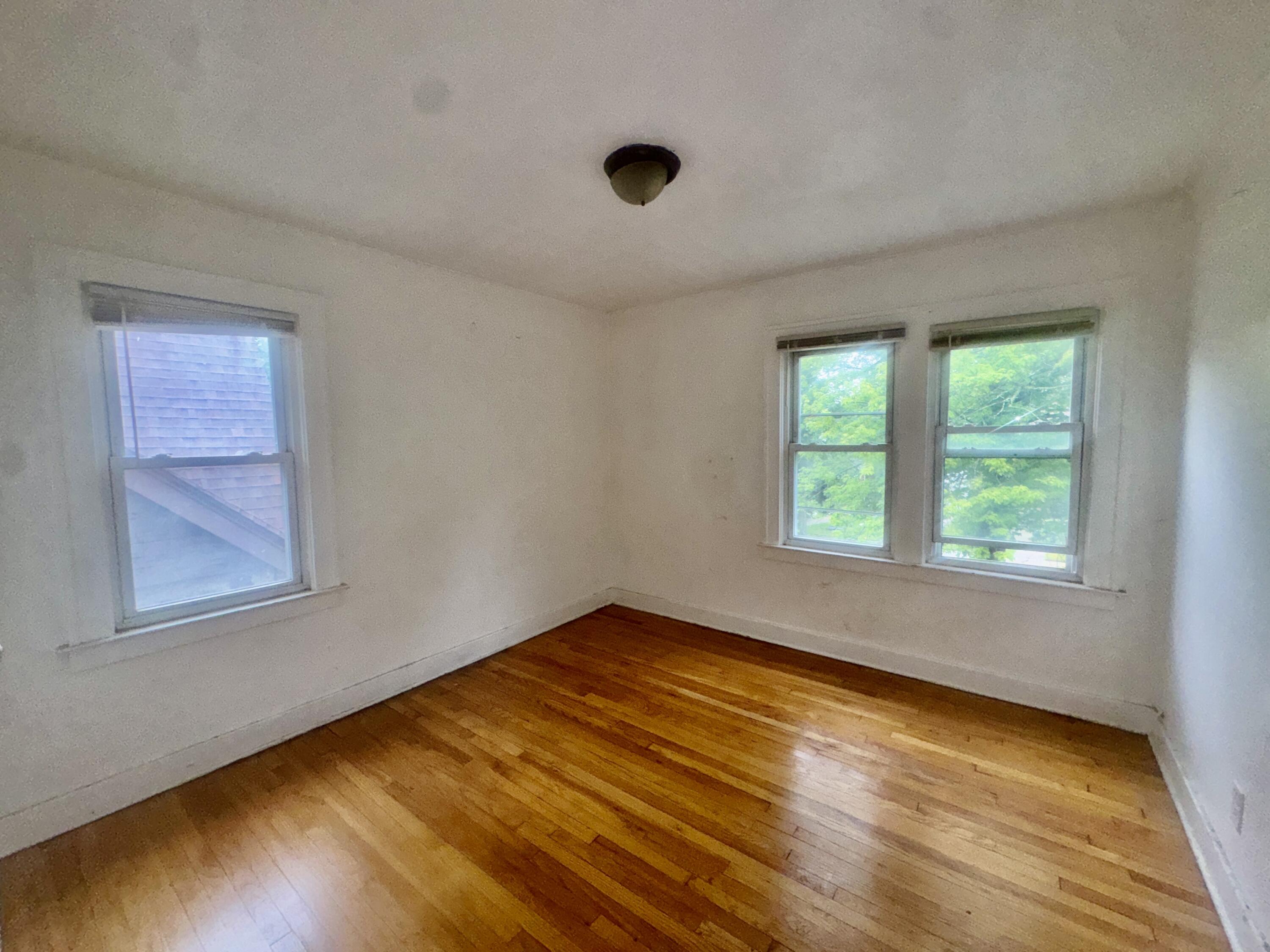 5793 Yorkshire Road Detroit, MI 48224 - Photo 10 of 21 Image_20250819_173415_285