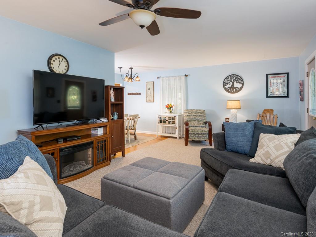 19 Reese Road Asheville, NC 28805 - Photo 8 of 30 Gallery Image 8