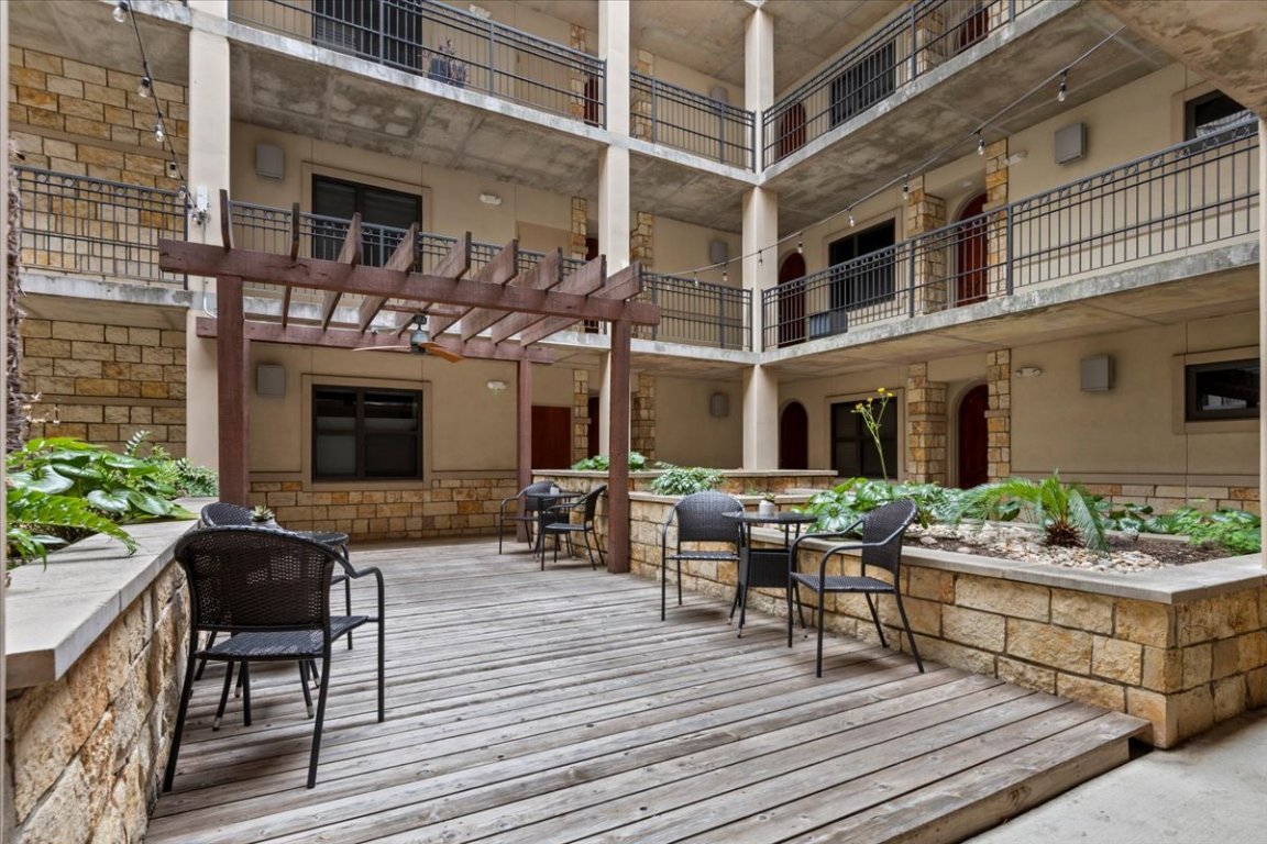 1812 West Avenue, Unit 306 Austin, TX 78701 - Photo 9 of 38 View of building lobby