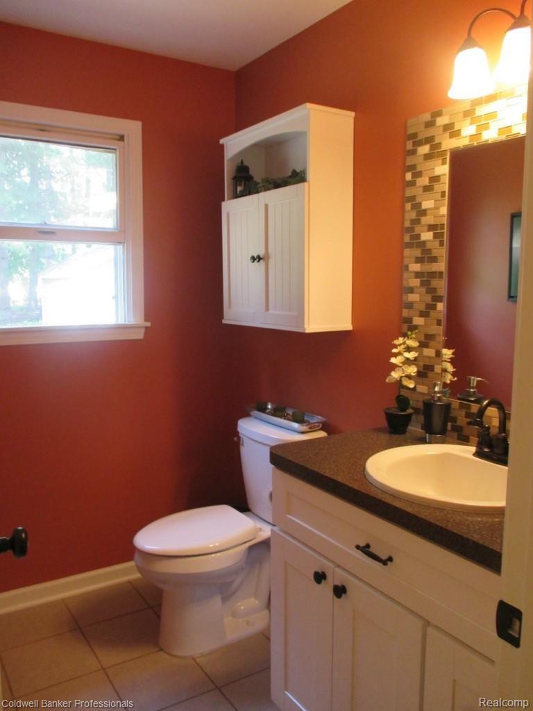 3395 Farnsworth Road Lapeer, MI 48446 - Photo 29 of 63 Farnsworth 3395 015.jpg
