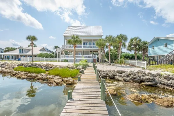 $1,375,000 | 435 Mccloud Street, Eastpoint, FL 32328