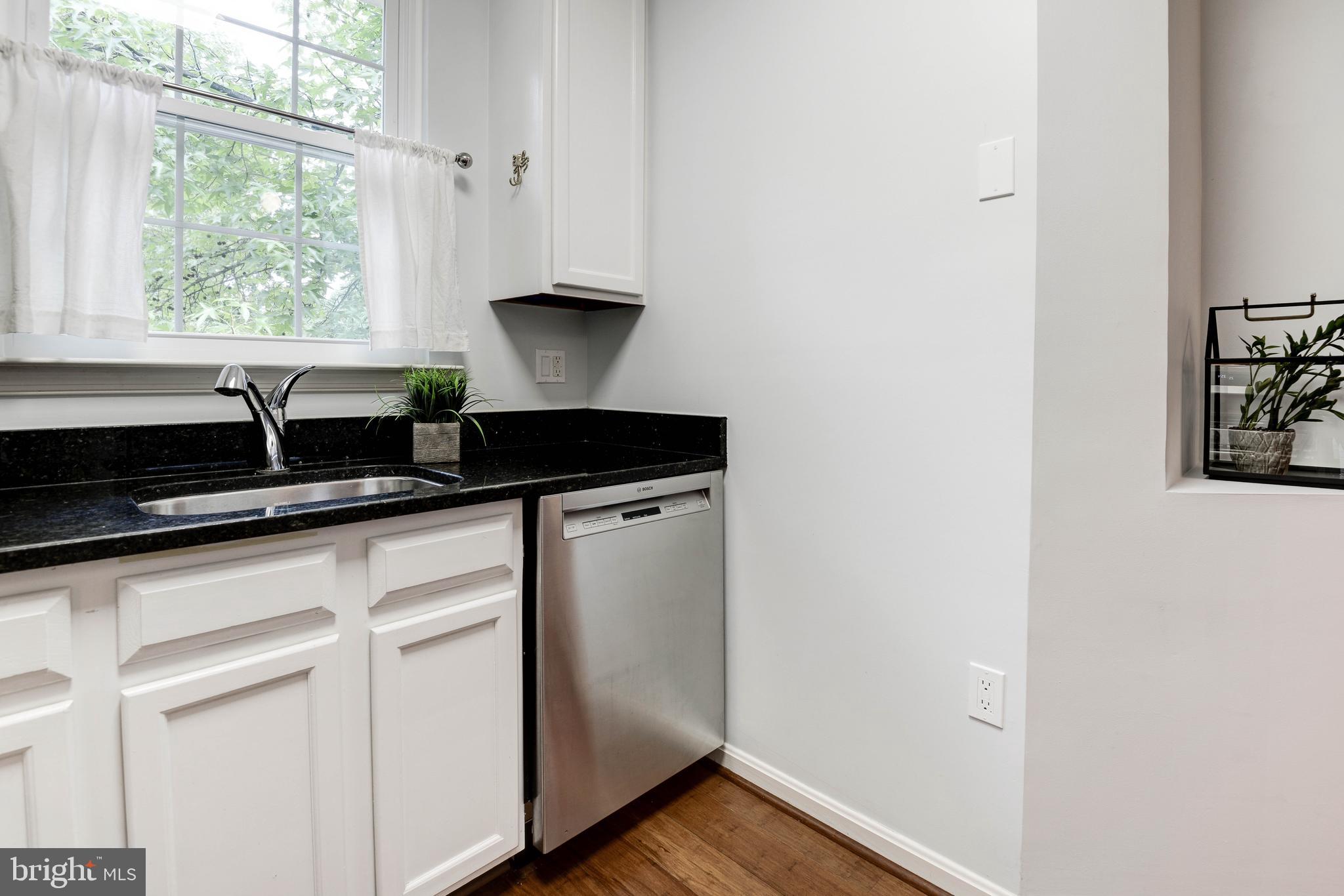 11406 Windleaf Court, Unit 14 Reston, VA 20194 - Photo 16 of 36 Window above sink - tons of natural light