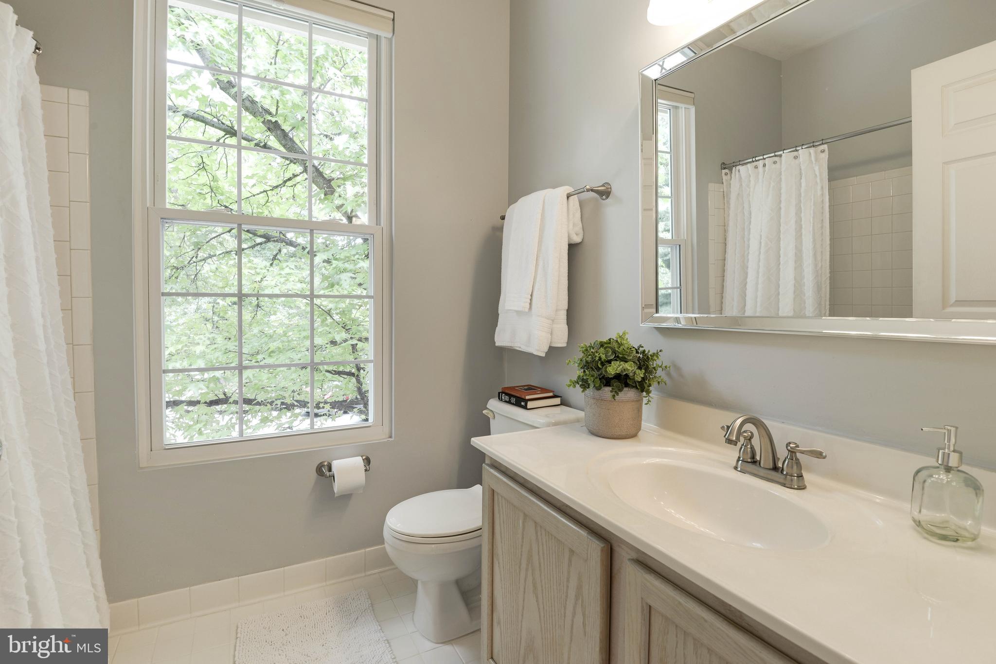 11406 Windleaf Court, Unit 14 Reston, VA 20194 - Photo 27 of 36 2nd Bathroom