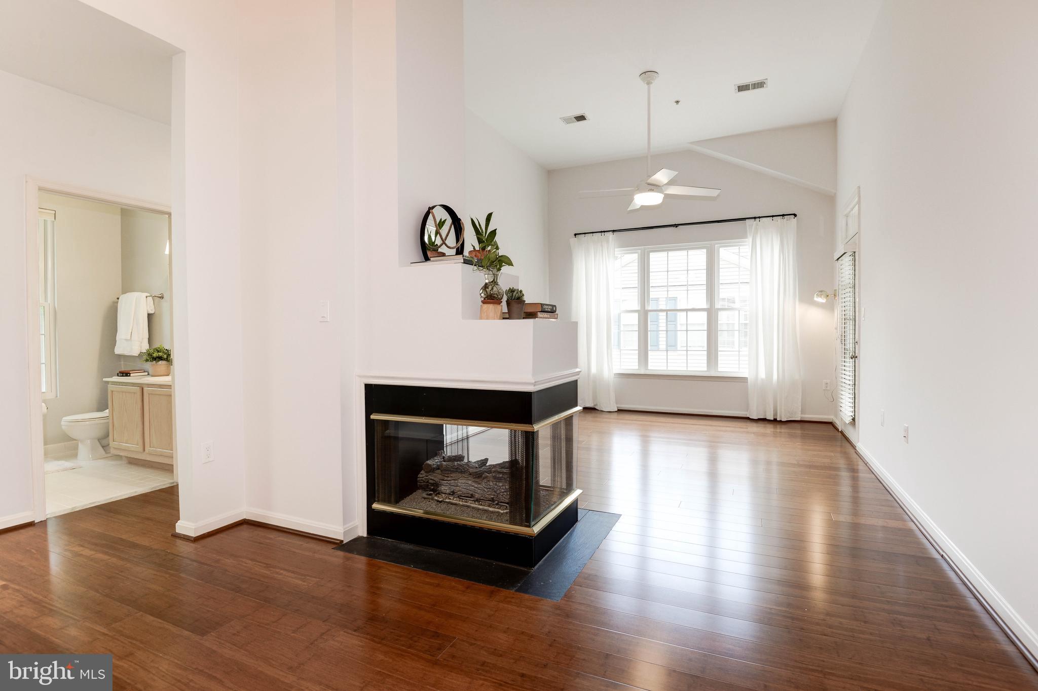 11406 Windleaf Court, Unit 14 Reston, VA 20194 - Photo 9 of 36 Gallery Image 9