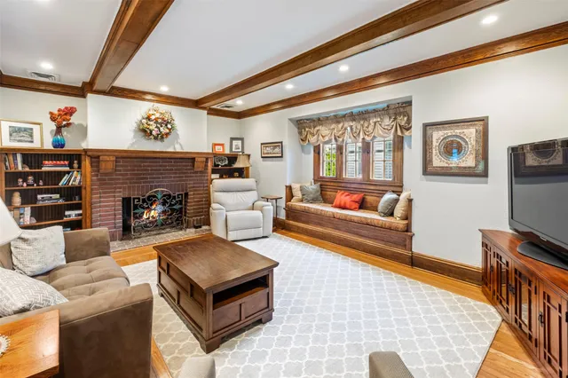 $899,000 | 19 Superior Road, Bellerose Village, NY 11001