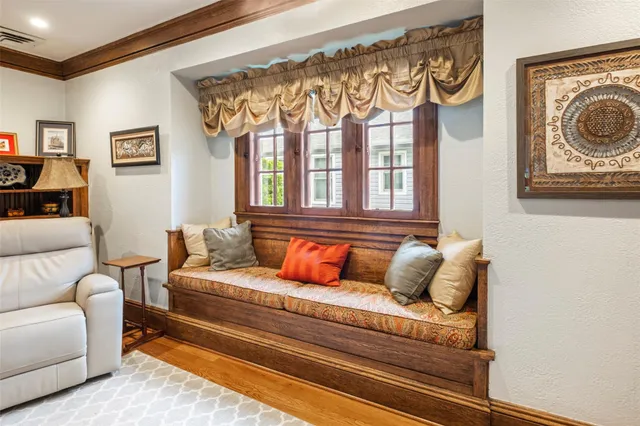 $899,000 | 19 Superior Road, Bellerose Village, NY 11001