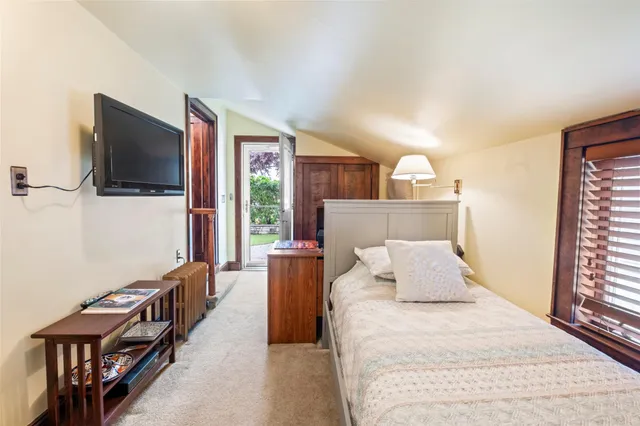 $899,000 | 19 Superior Road, Bellerose Village, NY 11001