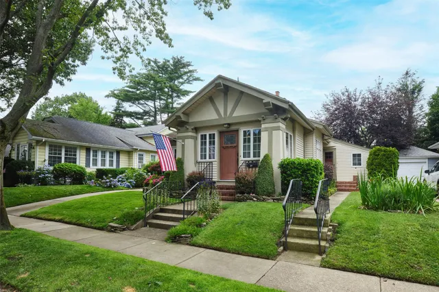 $899,000 | 19 Superior Road, Bellerose Village, NY 11001