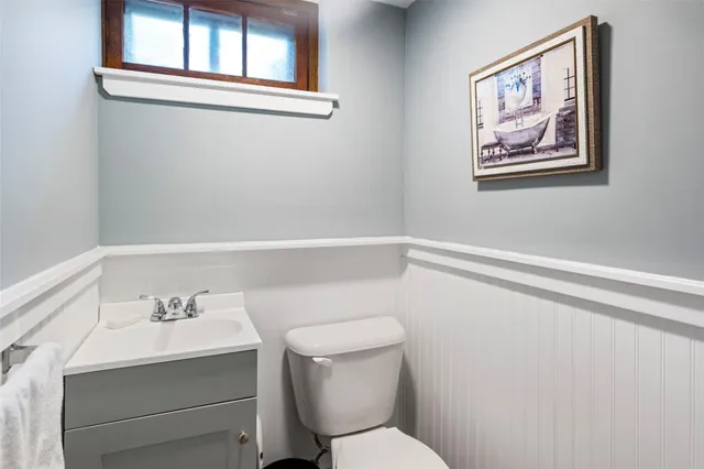 $899,000 | 19 Superior Road, Bellerose Village, NY 11001