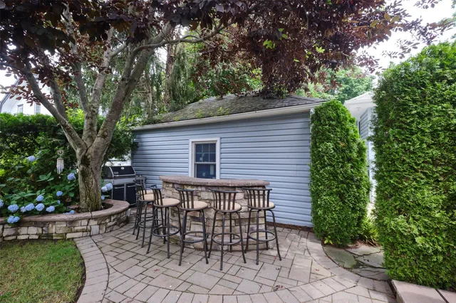 $899,000 | 19 Superior Road, Bellerose Village, NY 11001