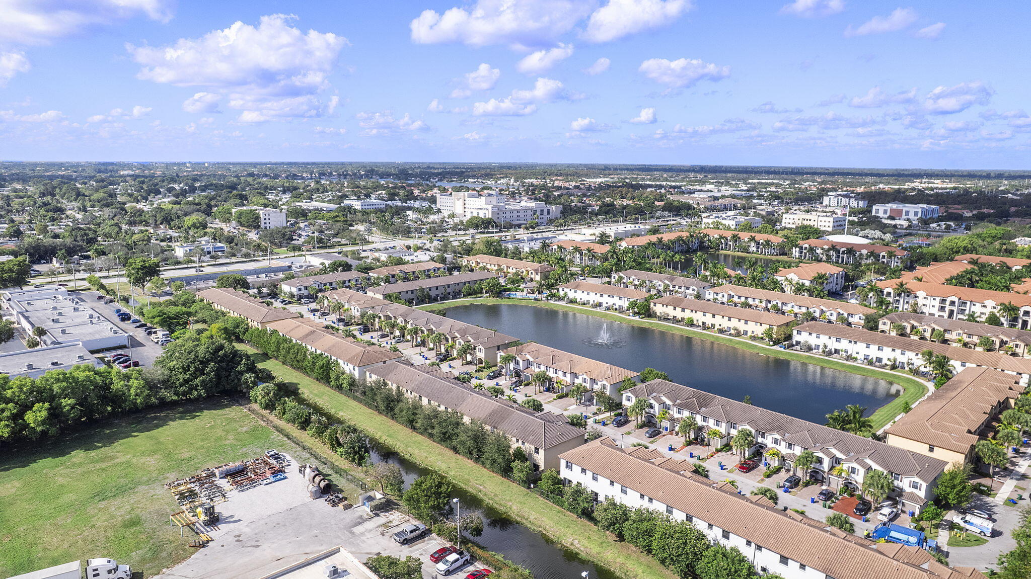 5438 Northwest 27th Street Margate, FL 33063 - Photo 38 of 50 38-web-or-mls-31-print-DJI_0063