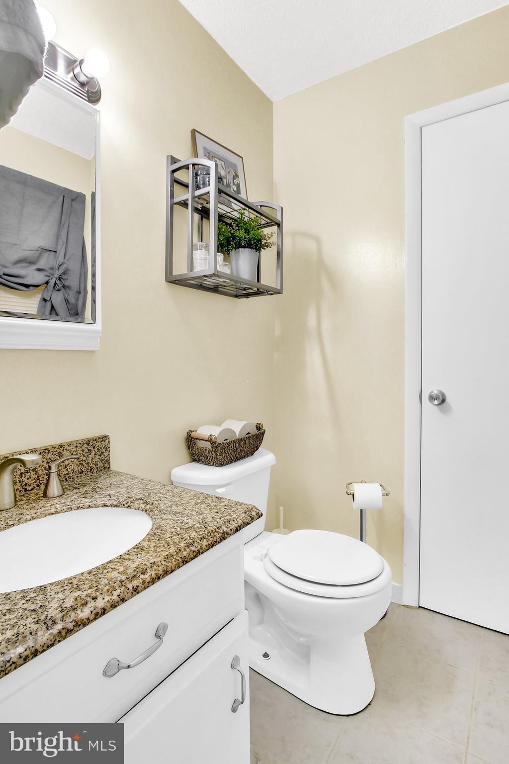 715 East Butter Road York, PA 17406 - Photo 11 of 27 Gallery Image 11