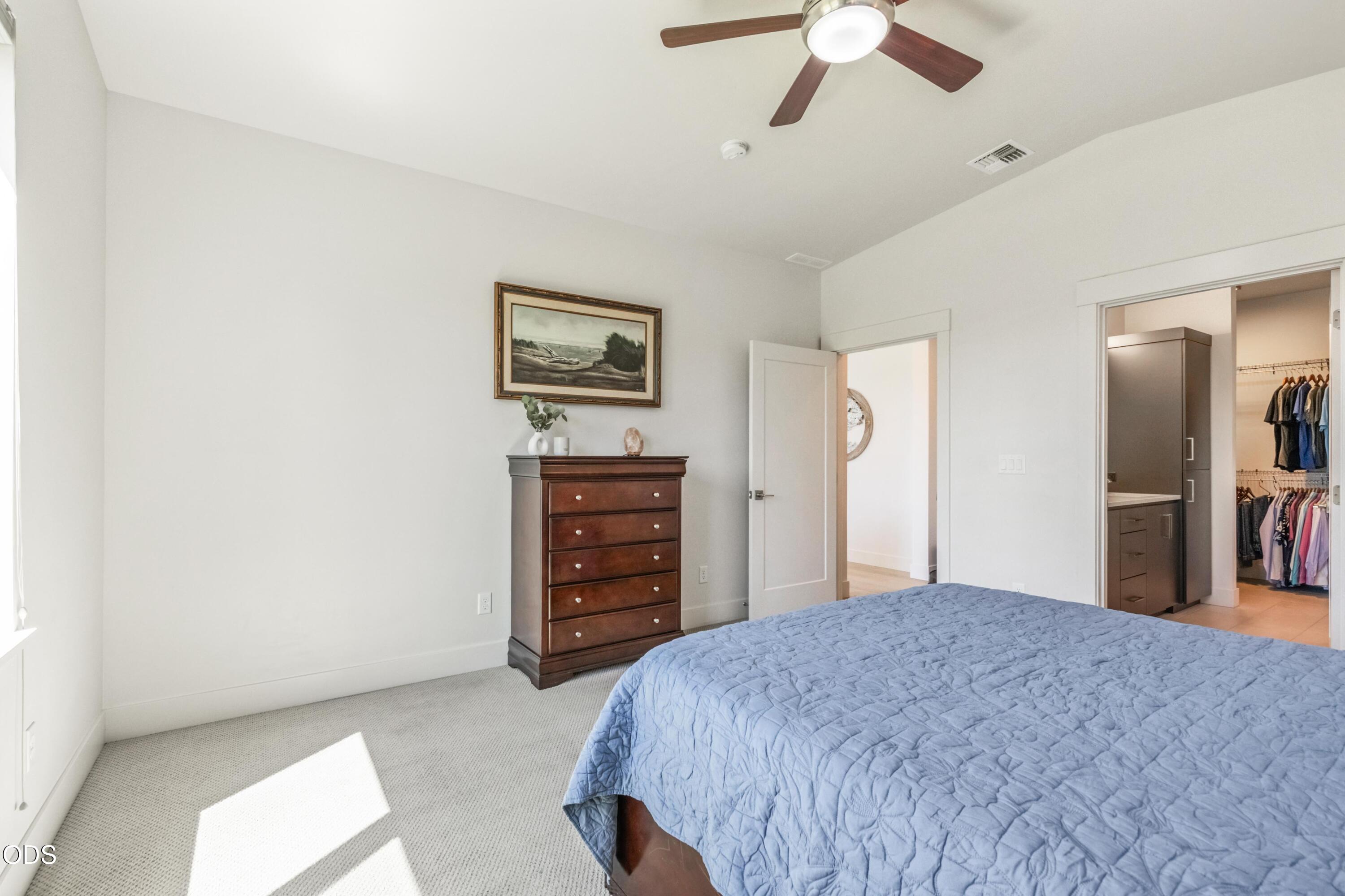 63177 Iner Loop Bend, OR 97701 - Photo 16 of 39