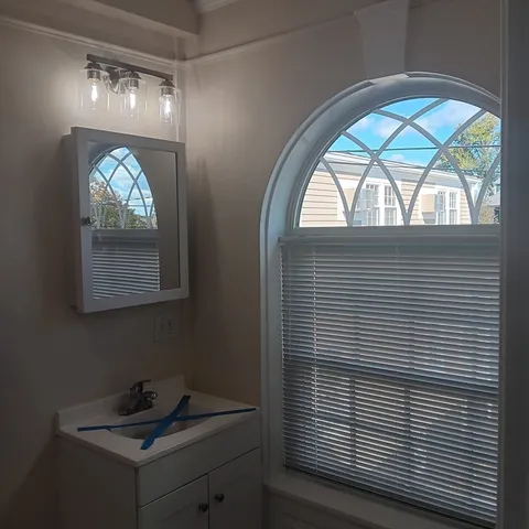 $1,625 | 99 Main Street, Unit 6, Lakeville, MA 02347