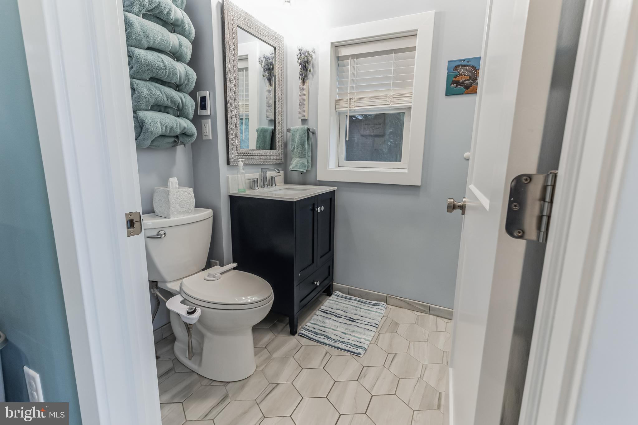 713 Brooke Road Glenside, PA 19038 - Photo 16 of 36 1st Floor Bathroom