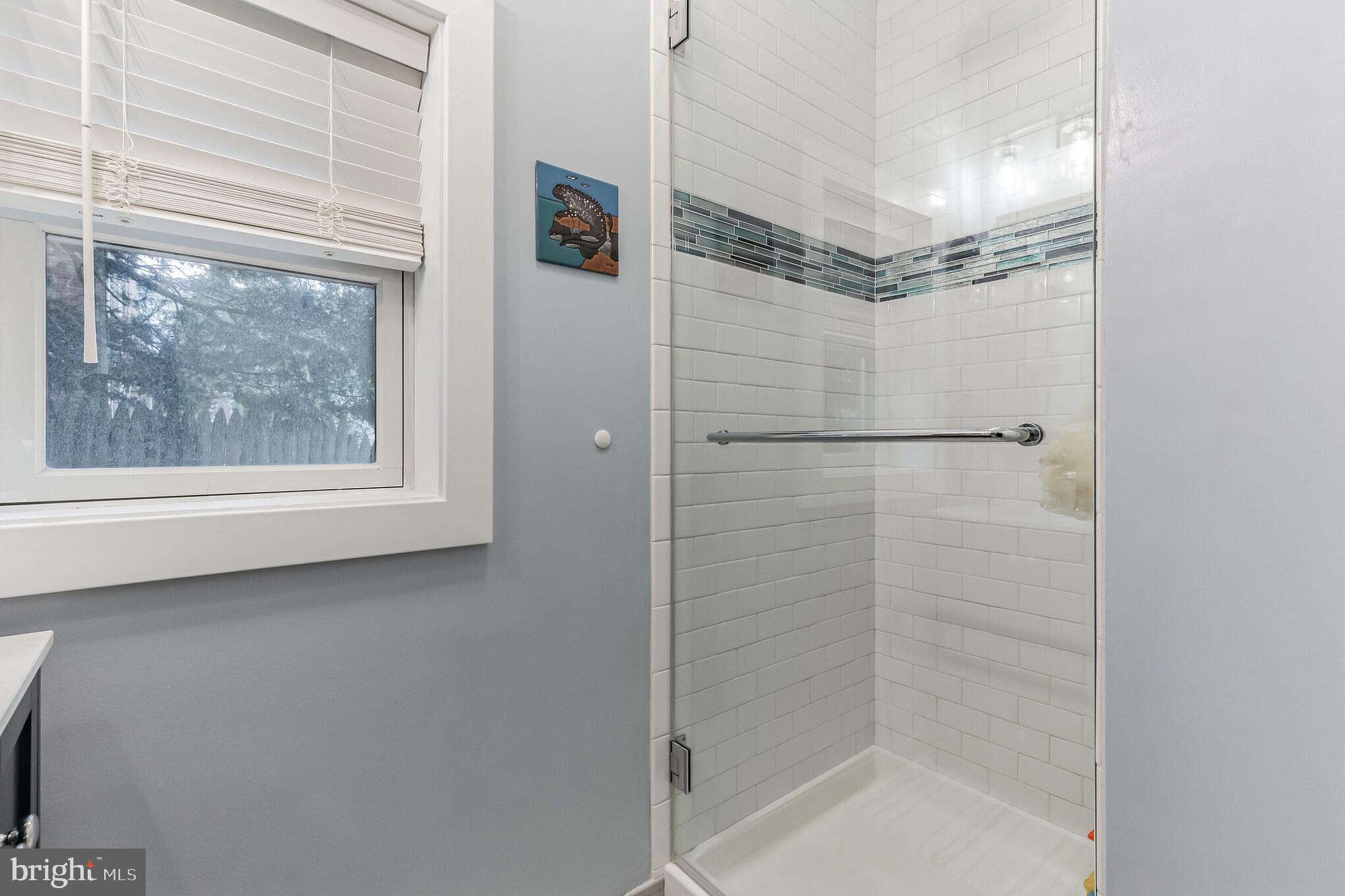 713 Brooke Road Glenside, PA 19038 - Photo 17 of 36 1st Floor Bathroom