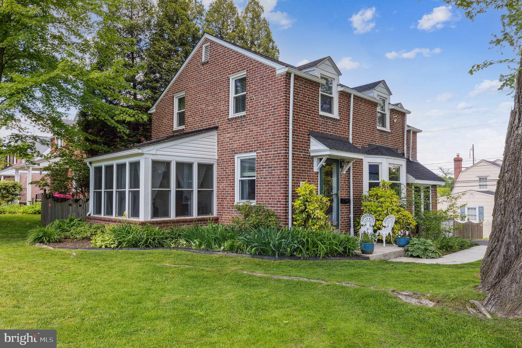 713 Brooke Road Glenside, PA 19038 - Photo 30 of 36 Exterior Side