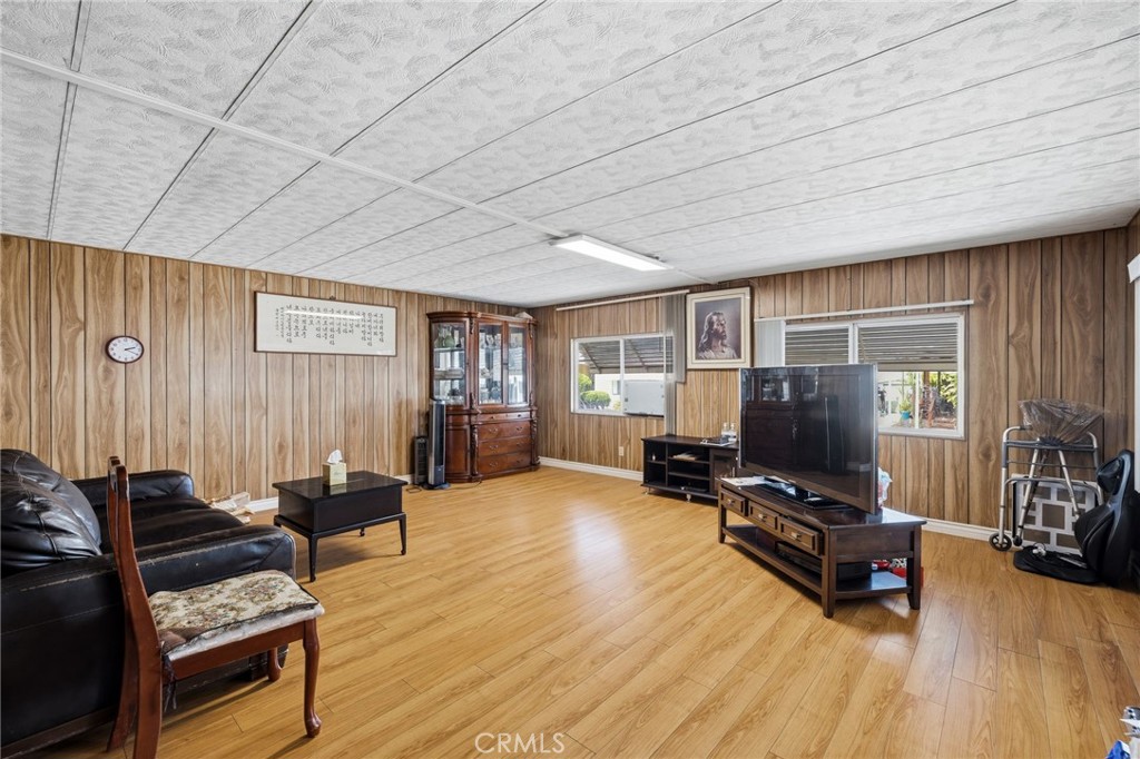 401 West Carson Street Carson, CA 90745 - Photo 5 of 12