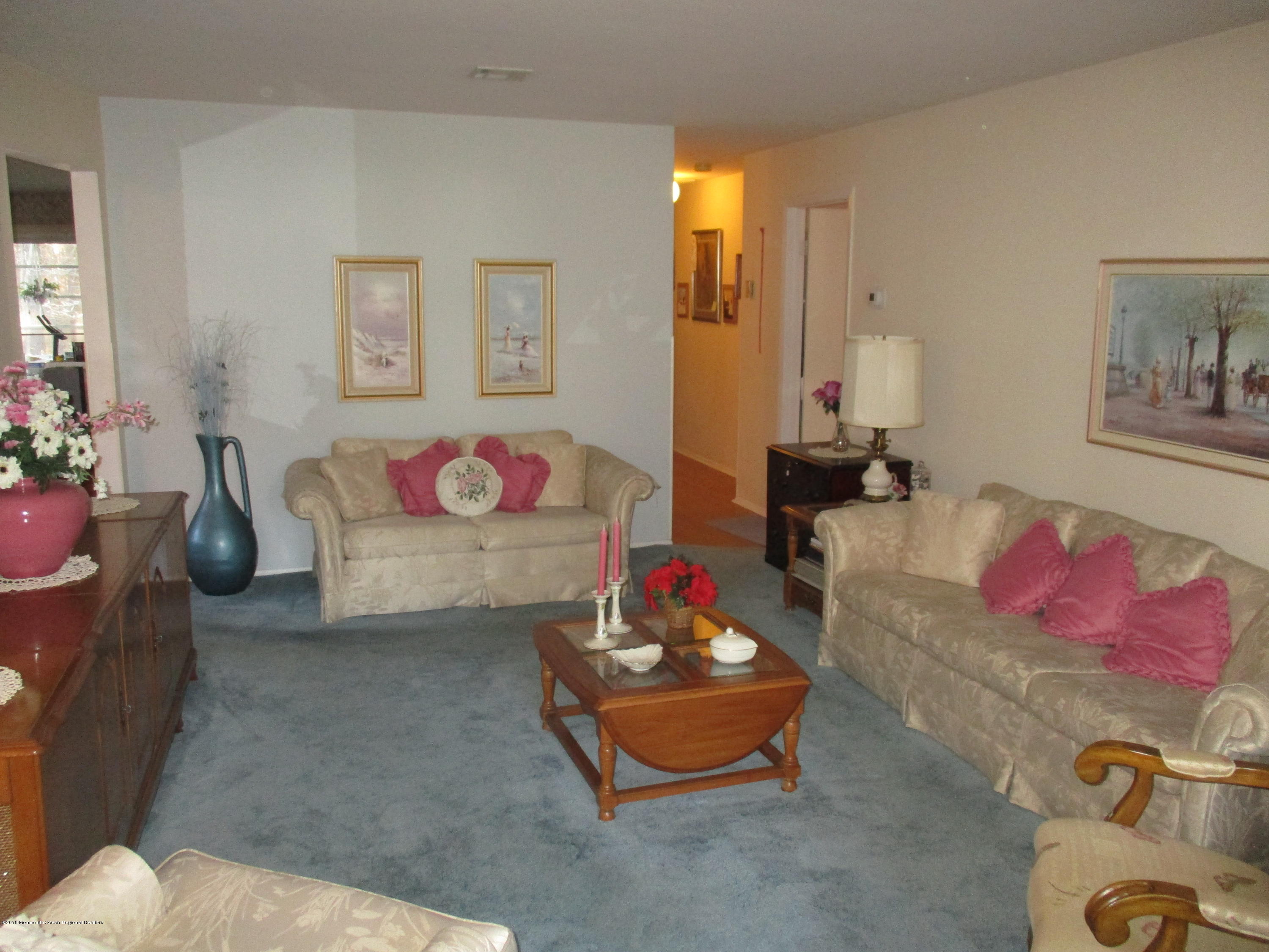 9 Meadowbrook Road Brick, NJ 08723 - Photo 8 of 39 IMG_5386