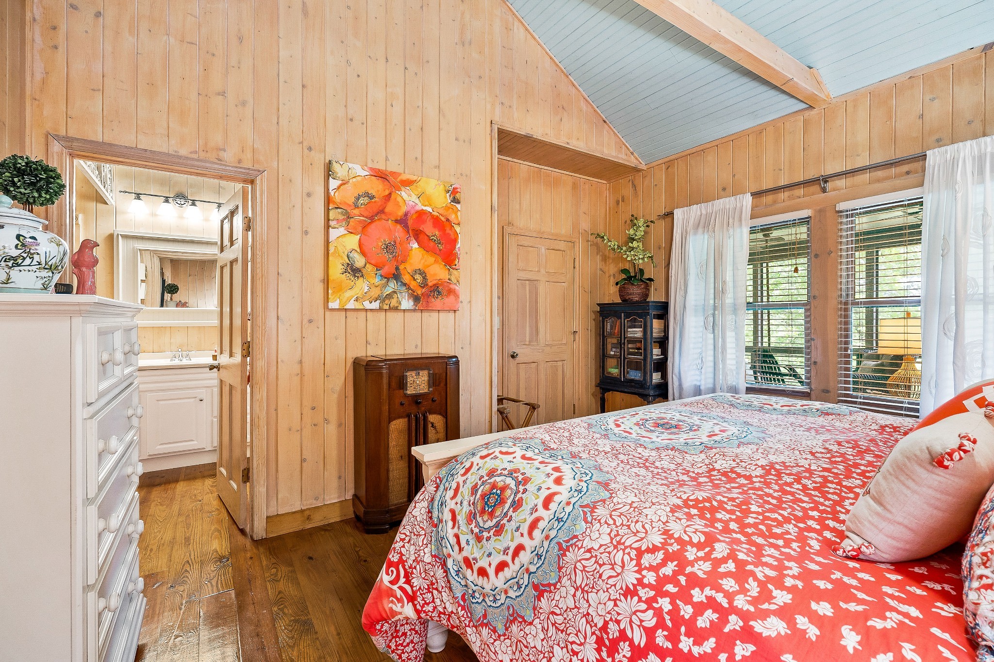 2541 Sparkman Town Road Doyle, TN 38559 - Photo 22 of 72 a bedroom with a bed and a fireplace