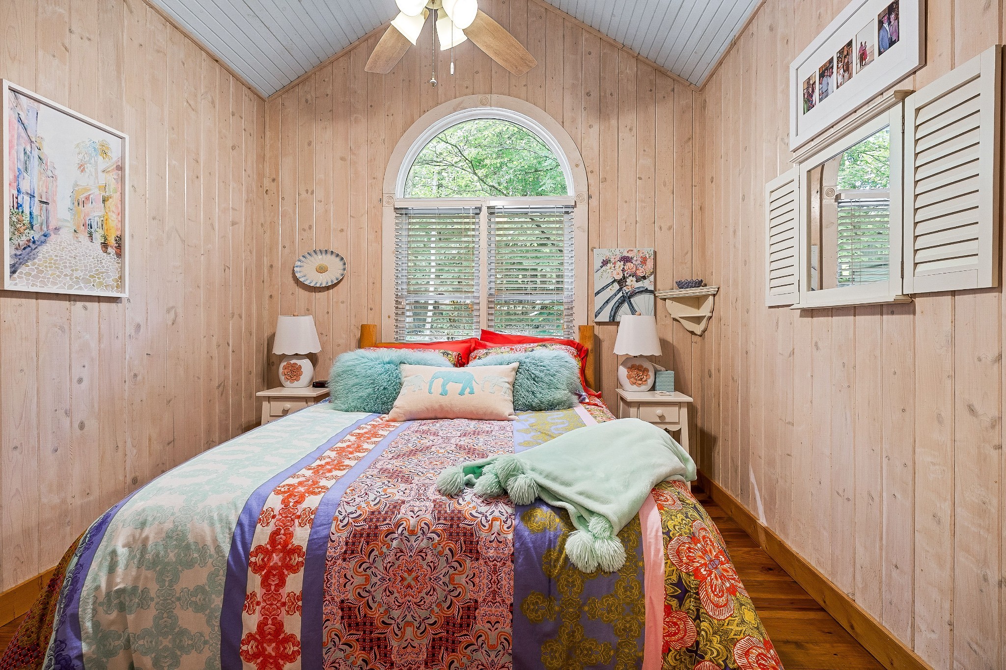 2541 Sparkman Town Road Doyle, TN 38559 - Photo 26 of 72 a bedroom with a bed and a window