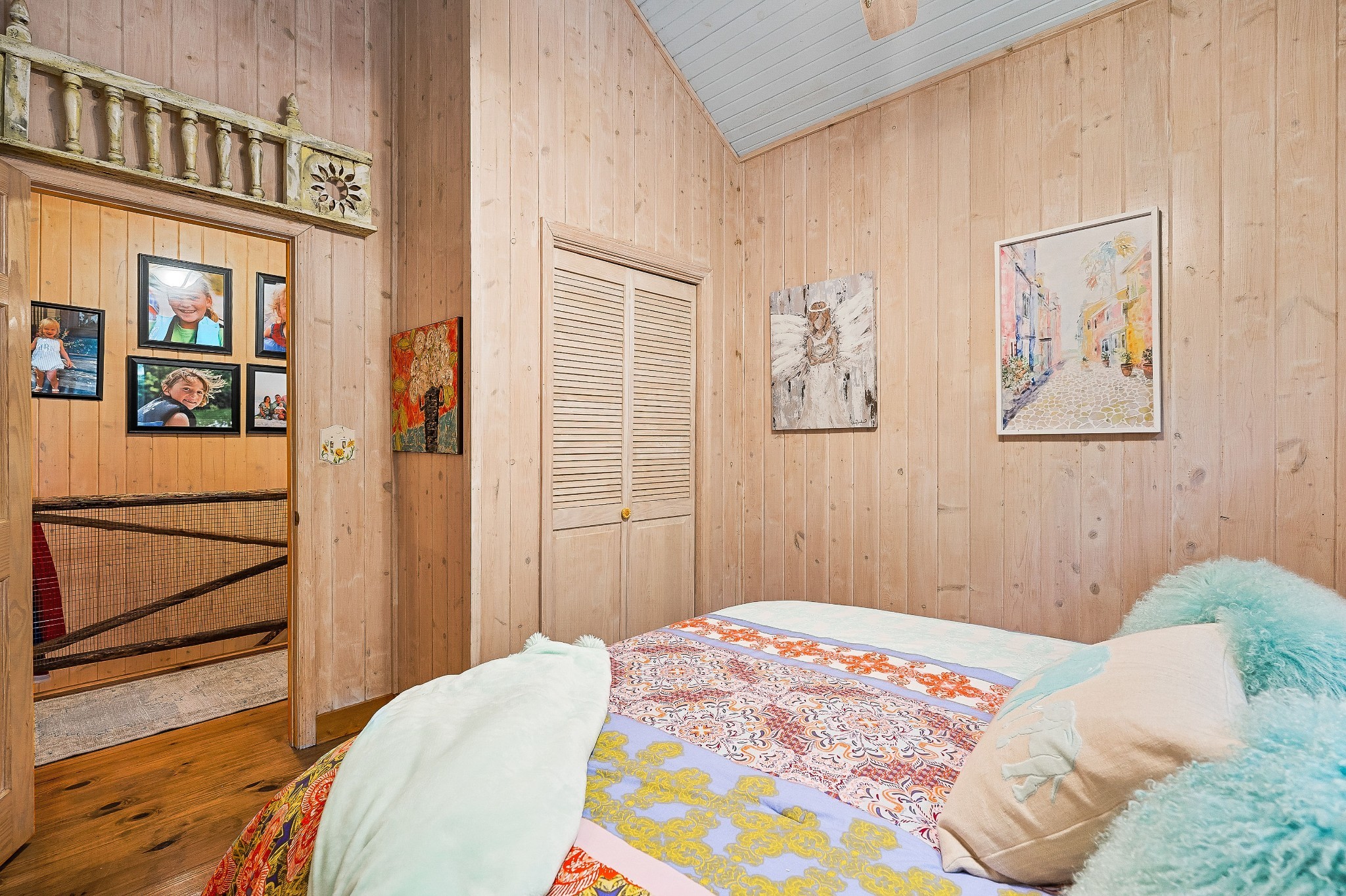 2541 Sparkman Town Road Doyle, TN 38559 - Photo 27 of 72 a bedroom with a bed and a window