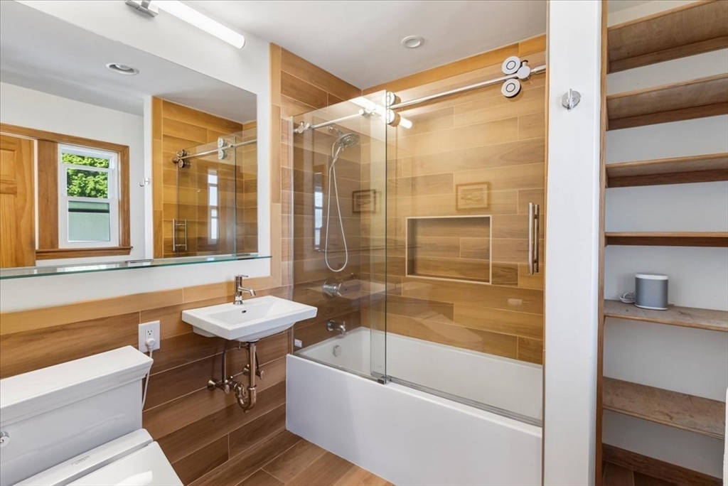 61 Como Road Boston, MA 02136 - Photo 20 of 29