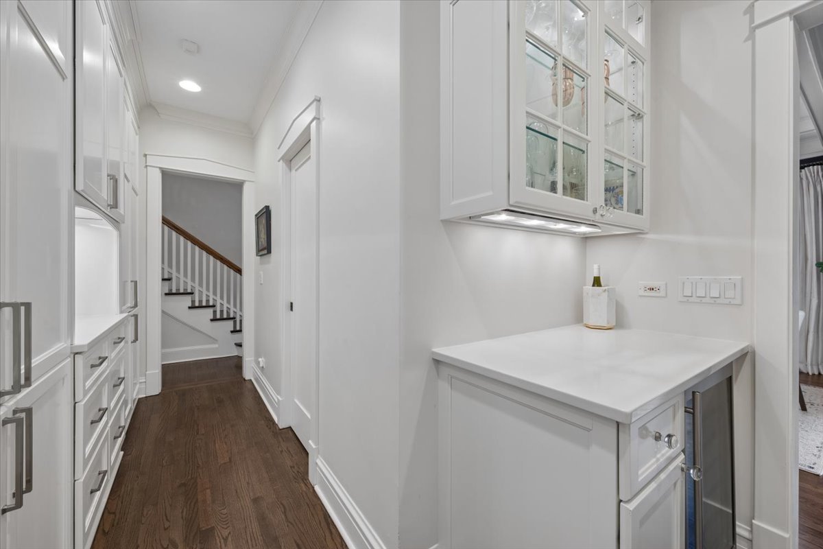 1141 Sheridan Road Wilmette, IL 60091 - Photo 14 of 52
