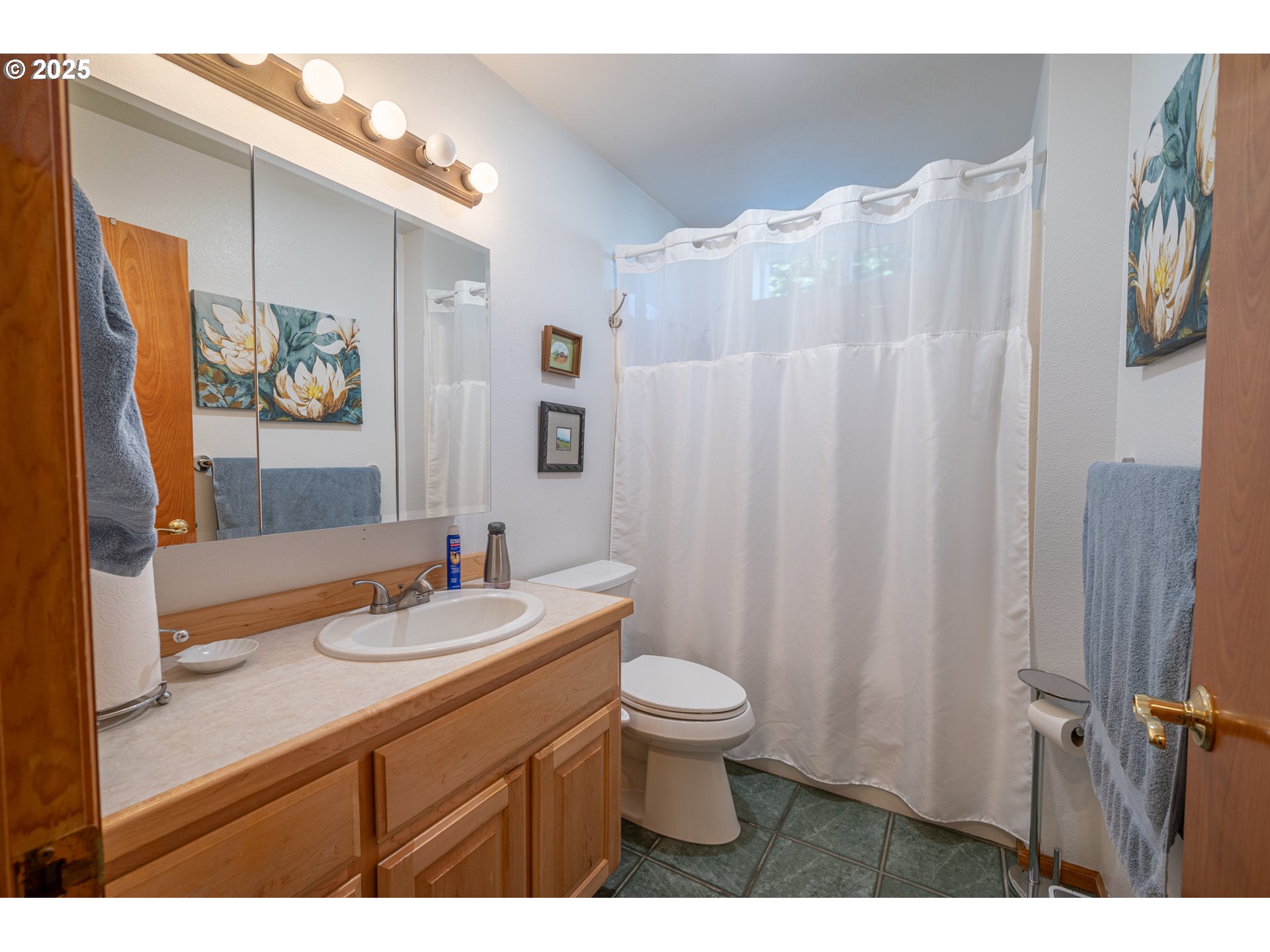 2992 Ruby Court Bandon, OR 97411 - Photo 27 of 47