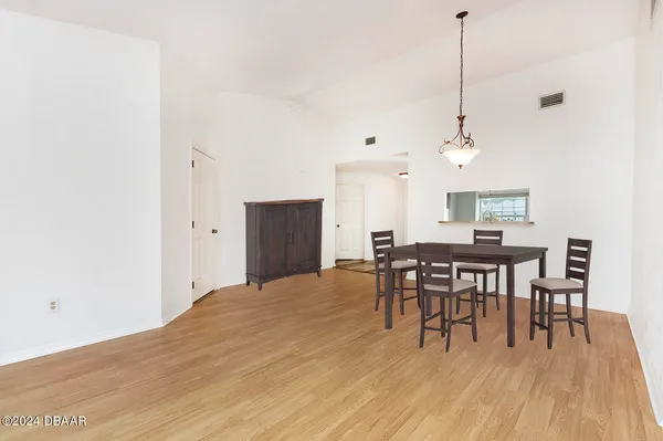 $2,500 | 145 Riverwalk Court, Ormond Beach, FL 32176