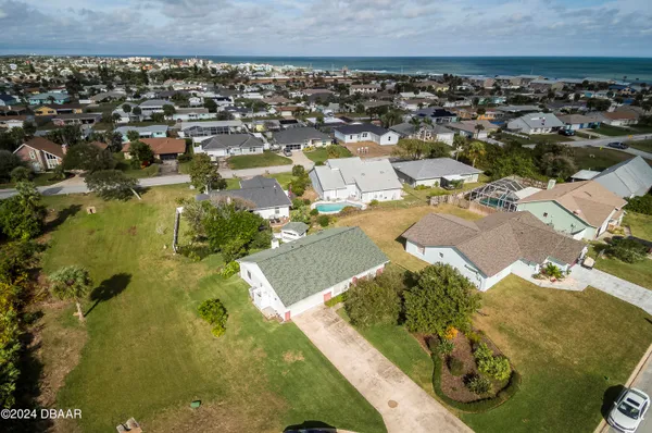 $2,500 | 145 Riverwalk Court, Ormond Beach, FL 32176