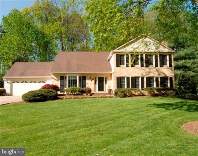 1814 Batten Hollow Road Vienna, VA 22182 - Photo 1 of 15 Exterior (Main)